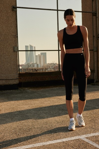 Leggings pirata mujer deportivo negro Ysabel Mora