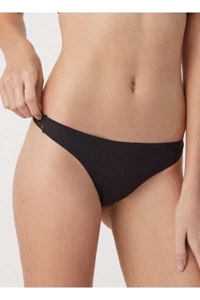 19673 TANGA Ysabel Mora