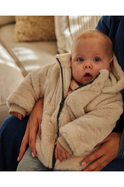 056327-35 GRA CHAQUETA BEBÉ PELITO