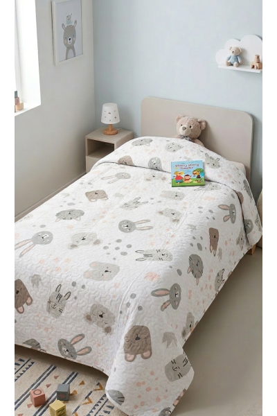 25184 Colcha estampada...