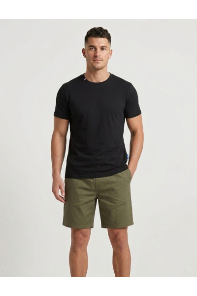 26102  Pantalon corto...