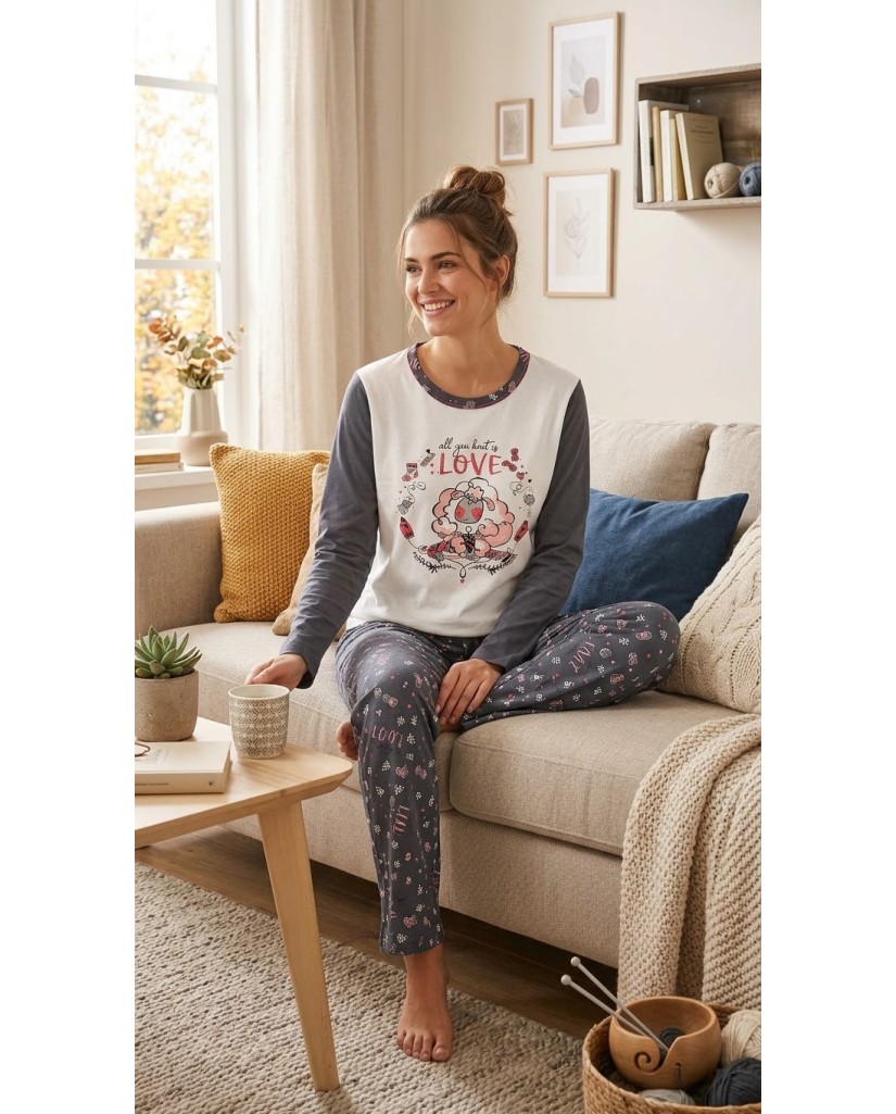 26002 Pijama mujer manga larga "All you knit is Love"