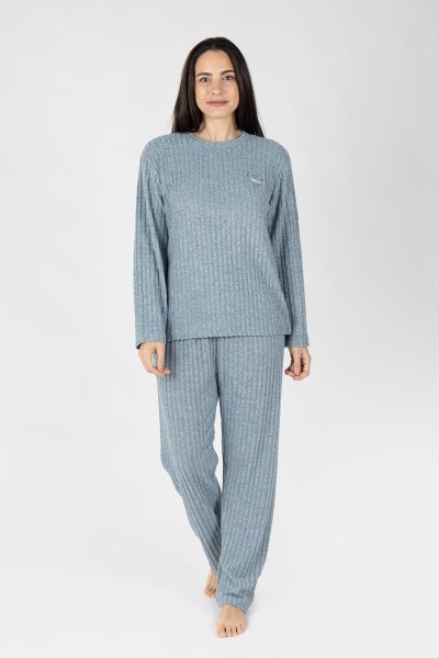 M26208 PIJAMA MUJER VELVET LISTADO TEXTURA