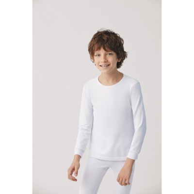 Camiseta térmica niño: abrigo y confort para invierno